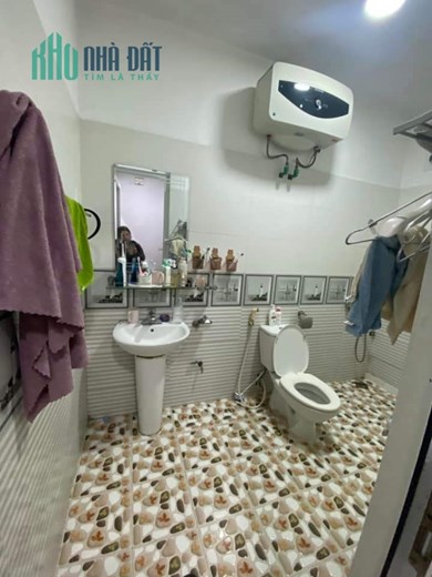 Bán nhà để ở phố Minh Khai, Hoàng Mai 5 tầng, 3 ngủ, 3,8 tỷ sổ đỏ riêng, tặng nội thất