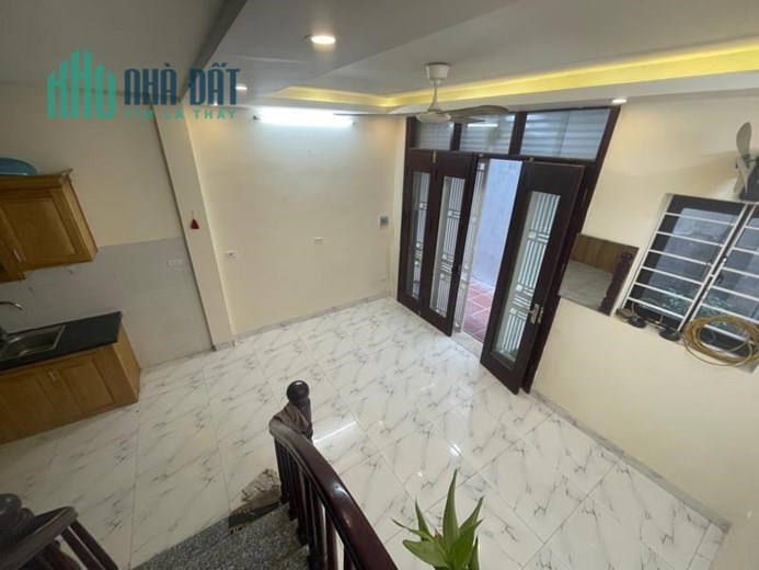Bán nhà Đẹp La Thành, gần Xã Đàn, 5 tầng, Đống Đa, 5,26 tỷ