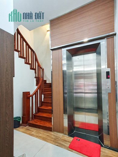 Bán ngôi nhà 55m2 phố Âu Cơ, Tây Hồ Gara Ô tô Thang máy XỊN Kinh doanh đỉnh cao 7.5 Tỷ