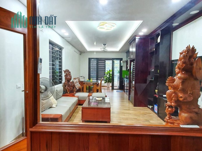 Bán ngôi nhà 58m2 phố Âu Cơ, Tây Hồ Gara Ô tô 7 chỗ Thang máy XỊN Kinh doanh vô địch 7.7 Tỷ