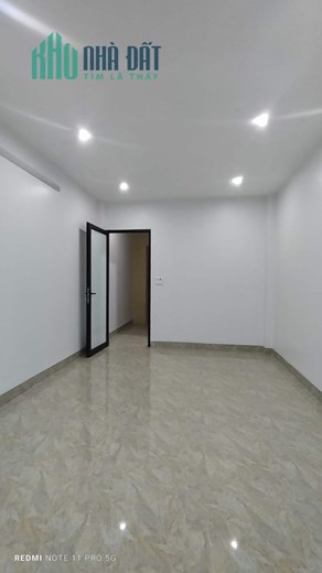 rẻ vô địch ! nhà ngõ mai dịch phân lô ô tô đỗ 35,2m 7t nhỉnh 6 tỷ.