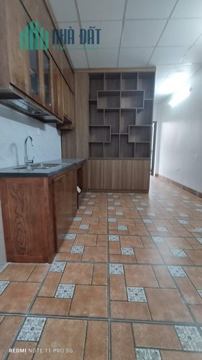 rẻ vô địch ! nhà ngõ mai dịch phân lô ô tô đỗ 35,2m 7t nhỉnh 6 tỷ.