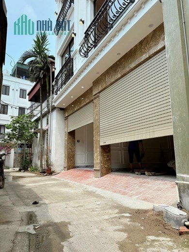 NHÀ MỚI KÍNH KOONG - GARA Ô TÔ - 10m RA OTO CHÁNH NHAU - VỊ TRÍ ĐẸP - KHU VỰC ĐANG PHÁT TRIỂN TƯNG