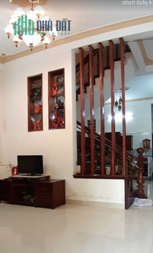 GIẢM SÂU 600 TR - NHÀ 3 TẦNG MÁI THÁI , NỘI THẤT GỖ HƯƠNG, DT 90M2, ĐƯỜNG 5M5 - CHỈ 3.4 TỶ