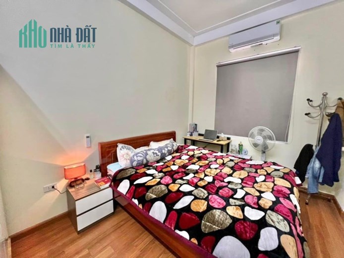 Bán nhà 5T Tứ Hiệp, TT Thanh Trì, Ngõ rộng ba gác đua, vị trí quá đẹp, 43m2, 3.85 tỷ