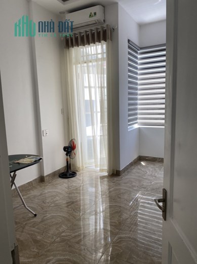 BÁN GẤP NHÀ HÀN MẶC TỬ HẢI CHÂU 4 TẦNG 50M2 CHỈ 3,95 TỶ.
LH MR TRUNG 0905243177 (ZALO).