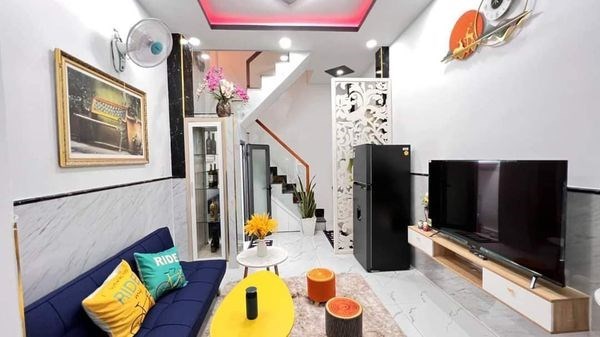 NHÀ ĐẸP XINH-TẶNG HẾT NỘI THẤT-4 TẦNG BTCT-3 PHÒNG NGỦ-CHỦ 3,15 TỶ