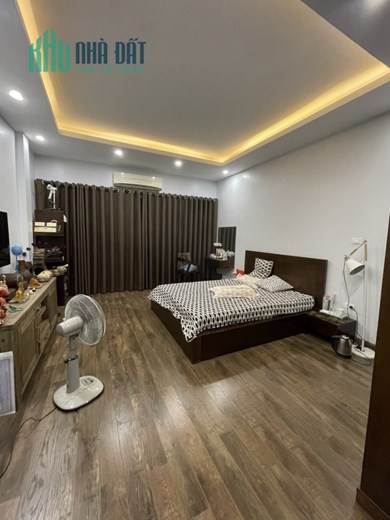 Bán nhà Trần Khát Chân, HBT 52mx5Tx4PNxMT4.2m, ngõ nông giá 6.8 tỷ. LH: 0366051369