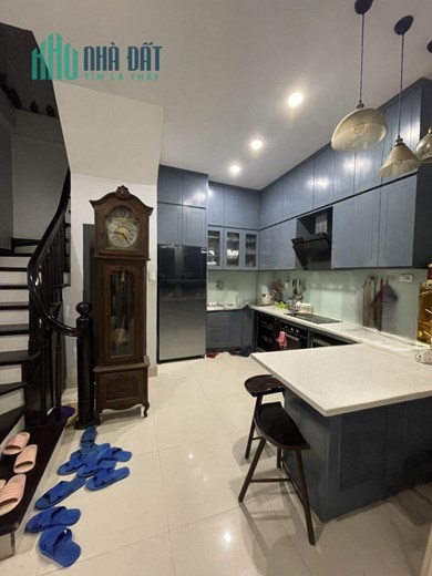 Bán nhà Trần Khát Chân, HBT 52mx5Tx4PNxMT4.2m, ngõ nông giá 6.8 tỷ. LH: 0366051369