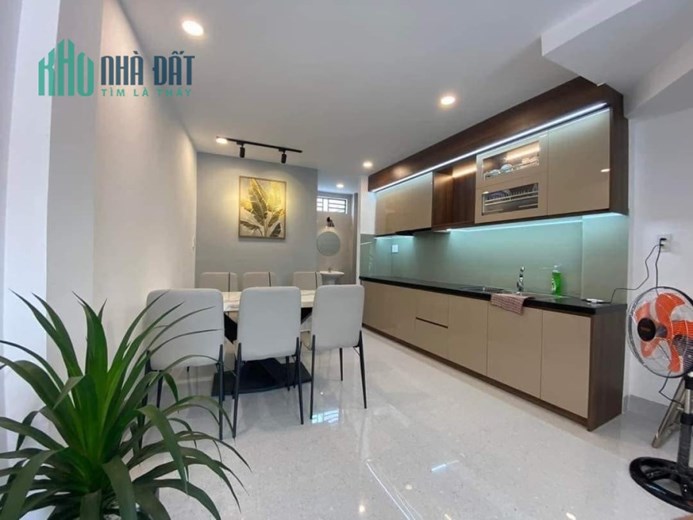 MỚI ĐẸP Ở NGAY - KINH DOANH ĐA NGÀNH - Ô TÔ DỪNG ĐỖ