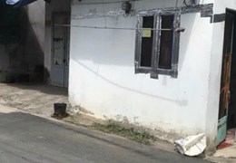 Cần bán dãy trọ giá 850tr đường Bà Triệu Hóc Môn 850 triệu - 160 m2