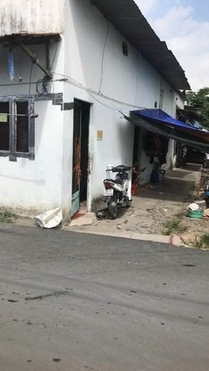 Cần bán dãy trọ giá 850tr đường Bà Triệu Hóc Môn 850 triệu - 160 m2