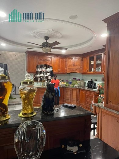 Bán Nhà HXH Trường Chinh, Tân Bình, 102m2, 5 Tầng Mới, Nở Hậu Tài Lộc, Chỉ 18 Tỷ Thương Lượng.