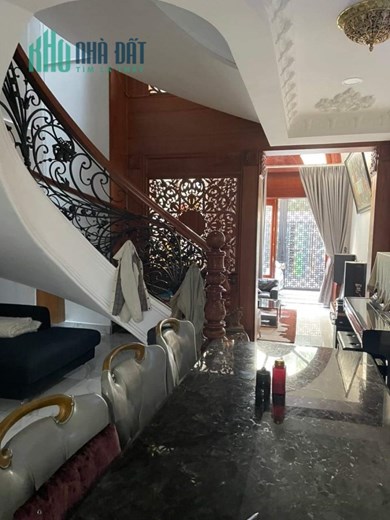 Bán Nhà HXH Trường Chinh, Tân Bình, 102m2, 5 Tầng Mới, Nở Hậu Tài Lộc, Chỉ 18 Tỷ Thương Lượng.