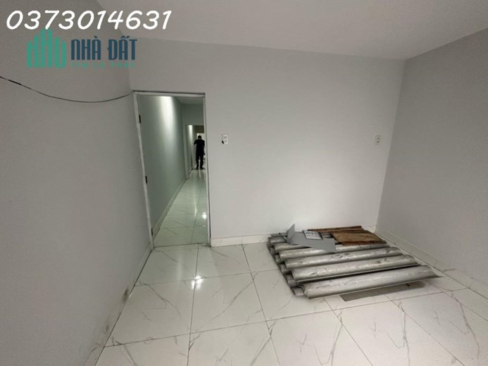 CHO THUÊ NHÀ MẶT TIỀN THÁI NGUYÊN PHƯỜNG PHƯƠNG SÀI GIÁ 25 TRIỆU/1 THÁNG