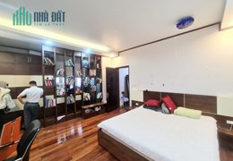 BÁN ĐẤT TẶNG NHÀ XÃ ĐÀN, 115M2 5T MT6.5M, GIÁ 11.5 TỶ,  30M RA PHỐ