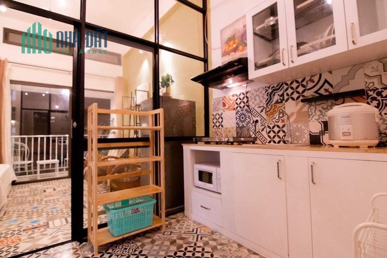 KHU VIP SÁT QUẬN 1 - HXH TƯƠNG LAI RA MẶT TIỀN -  70M2, 5 TẦNG, 8 PHÒNG CHDV HỢP ĐỒNG THUÊ 45TR/