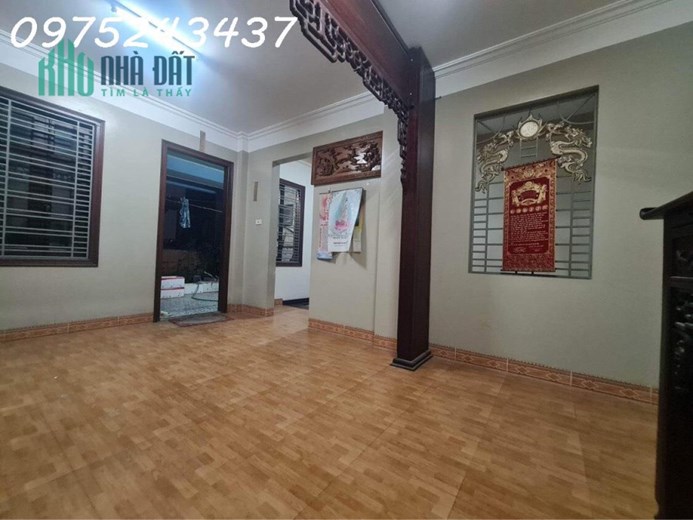Siêu phẩm nhà 5 tầng đường Kim Giang, Hoàng Mai, Hà Nội. LÔ GÓC, OTO vào nhà. Kinh doanh hay ở đều