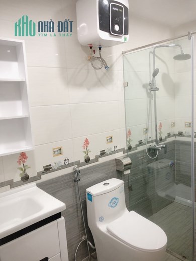 Bán gấp nhà Ngọc Thụy, 36m x 5 tầng, MT 3.6m, ô tô, 4 tỷ hơn