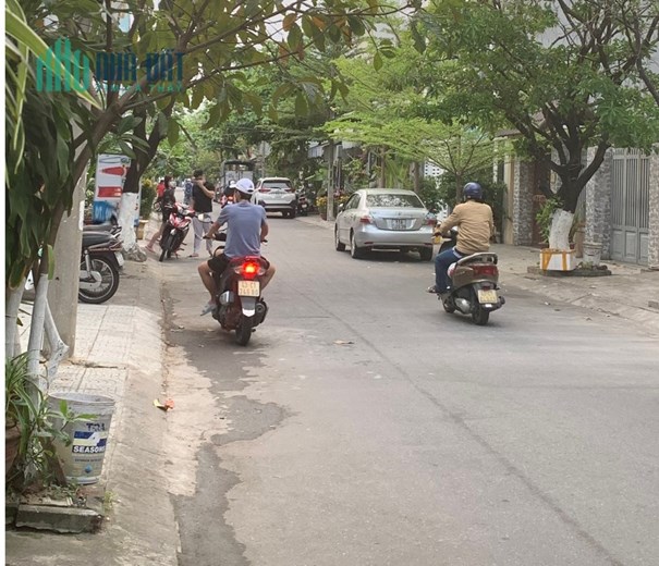 .Nhà Mặt Tiền Hoà Cường, Phạm Văn Bạch, 76m2, sạch đẹp