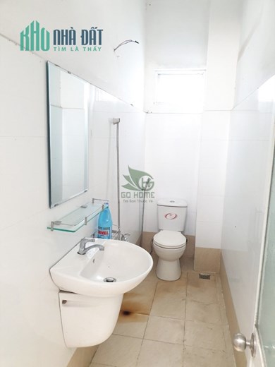 CHO THUÊ NHÀ 4 TẦNG TRUNG TÂM THÀNH PHỐ    THUẬN TIỆN KINH DOANH GIÁ 30 TRIỆU/THÁNG