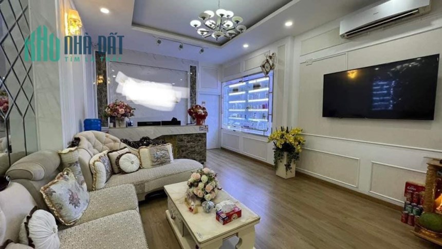 CHO THUÊ NHÀ MẶT PHỐ 8 PHÒNG NGỦ KHU BÀN CỜ GIÁ 40 TRIỆU/1 THÁNG