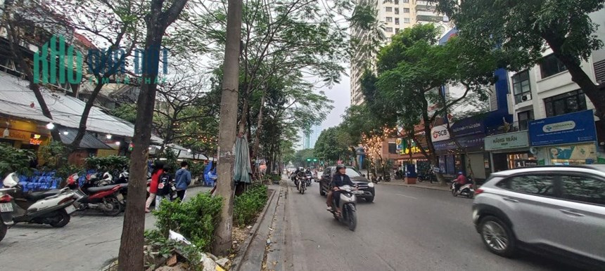 Nhà Huỳnh Thúc Kháng, 35m2, 5T, MT3.5m, 10.5 Tỷ, Ô Tô, KD, 0977097287