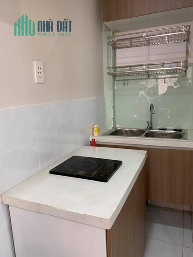 Bán nhà đường Trường Sa quận Bình Thạnh diện tích 10 m2 giá thương lượng