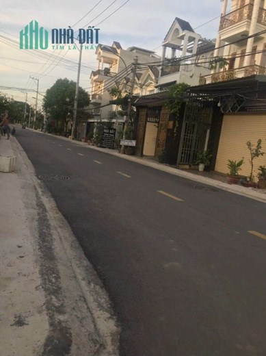 Cần tiền bán gấp nhà mặt tiền Thạnh Xuân 25 quận 12, 95m2  chỉ nhỉnh 3 tỷ