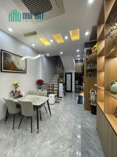 Bán gấp nhà phân lô Quân đội phố Lý Nam Đế, 40m2,  giá 8 tỷ có ngay nhà ở khu VIP.