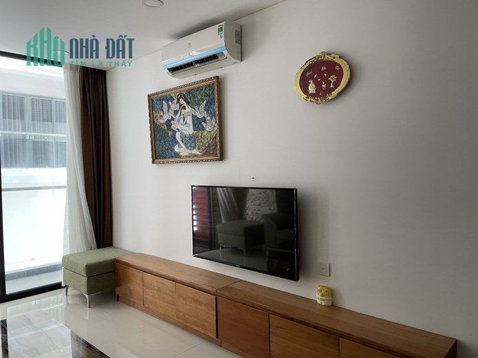 Cho thuê căn hộ cao cấp  Maple đường Tôn Đản. cách biển và quảng trường 2/4 vài bước chân