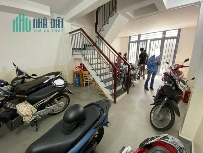 ĐINH TIÊN HOÀNG BT - HẺM 4M - NGANG ĐẸP 4,6M - 4 TẦNG -8 PHÒNG KHÉP KÍN - THU NHẬP 35 -50 TRIỆU/