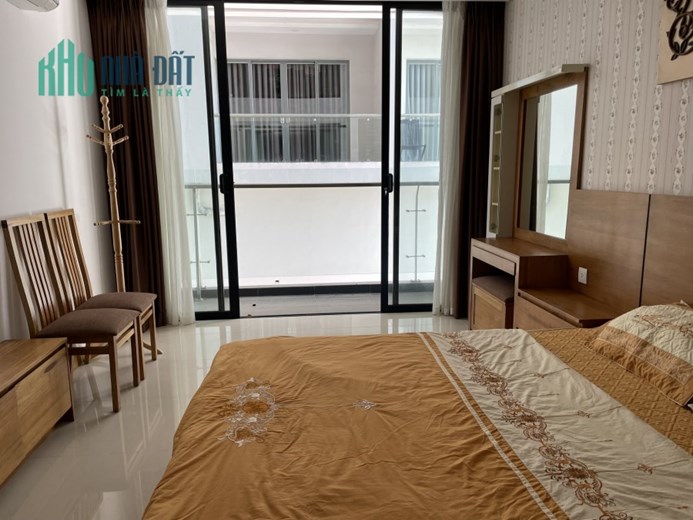 Cho thuê căn hộ cao cấp  Maple đường Tôn Đản. cách biển và quảng trường 2/4 vài bước chân