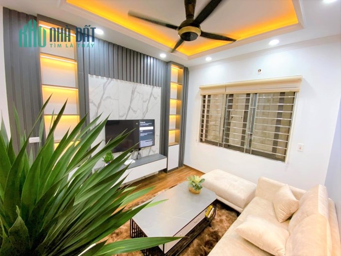 Thanh Xuân 40m2*5 Tầng*4 P.Ngủ Phân lô vỉa hè Gara Ô Tô Full nội thất Giá Bán Linh Hoạt.