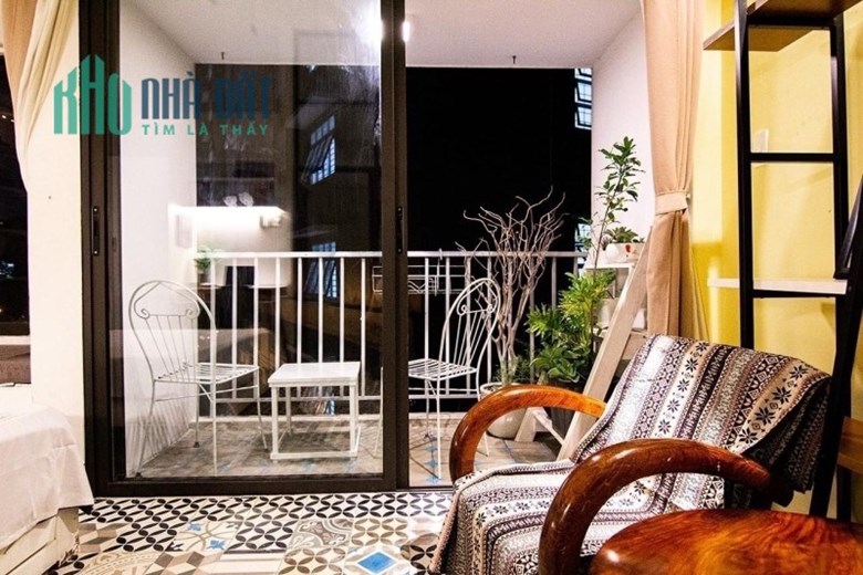 PHAN VĂN HÂN SÁT QUẬN 1 - KIA  ĐỖ CỬA -  gần 70M2, 5 TẦNG, 8 PHÒNG CHDV - THU NHẬP 45TRiệU/ THÁNG -