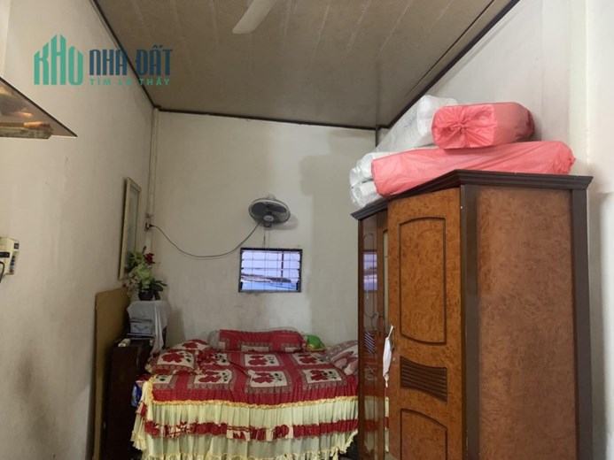 Giảm giá sập sàn ngôi nhà 2 sẹc Ni Sư Huỳnh Liên 3 tầng 20m2 không đến 3 tỷ