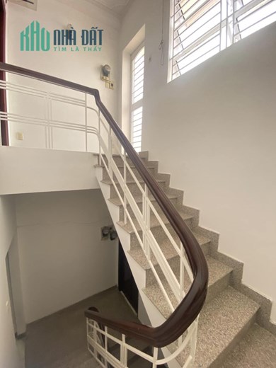 Nhà Tân Kỳ Tân Quý, Tân Phú, Mặt Tiền Hẻm Nhựa 5m Ô Tô Vào Nhà. 70m2 x 3 Tầng, Chỉ 5 Tỷ