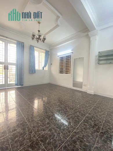 Nhà Tân Sơn Nhì Tân Phú, Hẻm 84. Mặt Tiền Hẻm Nhựa 5m Ô Tô Vào Nhà. 70m2 x 3 Tầng, Chỉ 5 Tỷ