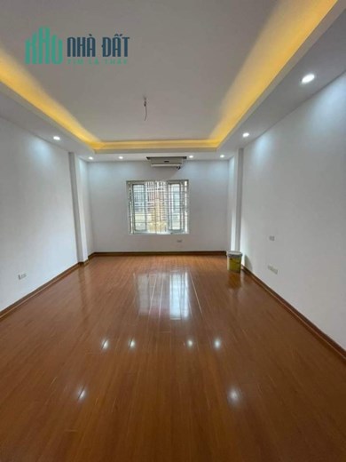 Bán nhà Vĩnh Hưng, hoàng mai 32m2*5 Tầng 3.05 Tỷ