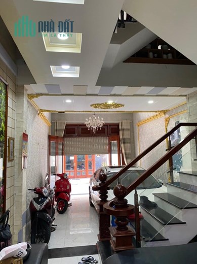 Nhà Lê Trọng Tấn, Quận Tân Phú, Lô Góc 2 Mặt Tiền, 60m2 . Nhà 5 Tầng Đẹp. Chỉ 6 Tỷ