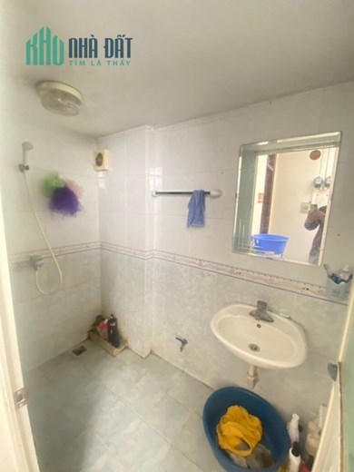 Bán nhà CẦU GIẤY, 52M, 4T, 7P, 5 tỷ 75, ngõ nông, 2 thoáng