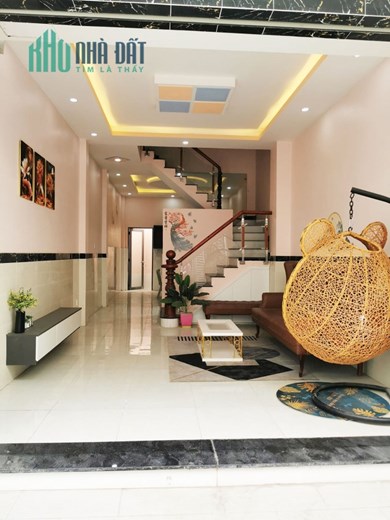 KHU VIP ĐỒNG BỘ - HXT TRÁNH THẠNH XUÂN QUẬN 12 - 65M2, 3 TẦNG 4 PN, NỘI THẤT SANG XỊN, NHỈNH 5 TỶ.