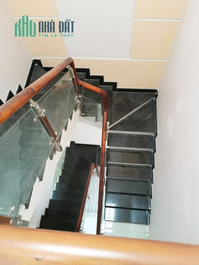 KHU VIP ĐỒNG BỘ - HXT TRÁNH THẠNH XUÂN QUẬN 12 - 65M2, 3 TẦNG 4 PN, NỘI THẤT SANG XỊN, NHỈNH 5 TỶ.