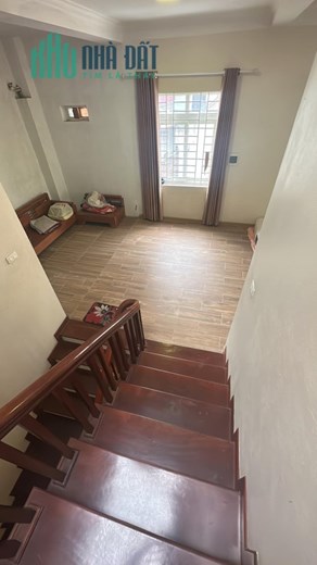 Bán ngôi nhà 85m2 phố Âu Cơ, Tây Hồ Dân xây 6 phòng ngủ 10m Ô tô tránh 6.8 Tỷ