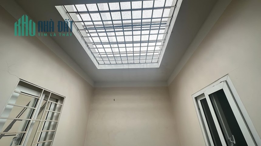 Bán căn nhà 82m2 phố Âu Cơ, Tây Hồ Chủ tự xây 6 ngủ 10m 2 Ô tô tránh 6.7 Tỷ