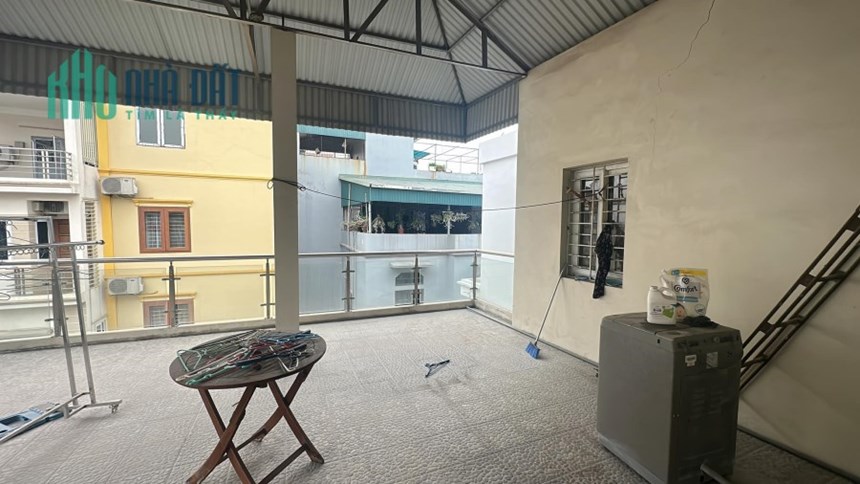 Bán ngôi nhà 85m2 phố Âu Cơ, Tây Hồ Chủ tự xây 6 phòng ngủ Ngõ Ô tô tránh 10m 6.6 Tỷ