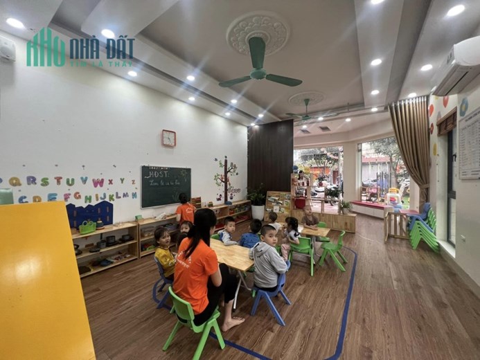 Bán nhà 157m2 Mặt phố Nghi Tàm, Tây Hồ Gara 3 Ô tô tránh Thang máy XỊN Kinh doanh đắc địa 25.5 Tỷ
