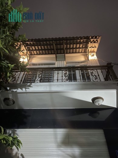 Bán nhà HXH Nguyễn Hữu Tiến quận Tân Phú 4 x17m x2T chỉ 5 ty4 còn TL