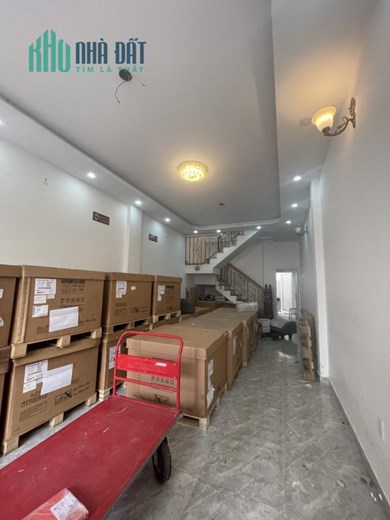 Bán nhà HXH Nguyễn Hữu Tiến quận Tân Phú 4 x17m x2T chỉ 5 ty4 còn TL