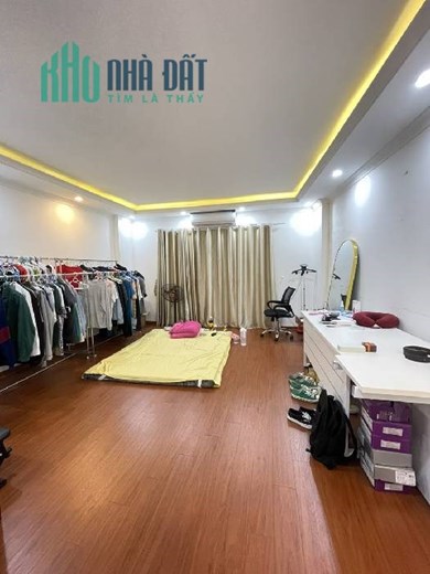 Bán nhà Thạch Bàn, Full nội thất, Ô tô, 36 m2, 5T, chỉ nhĩnh 3 tỷ